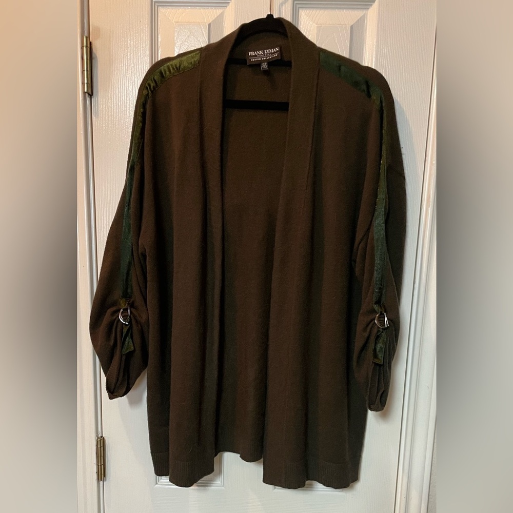 Frank Lyman Cardigan